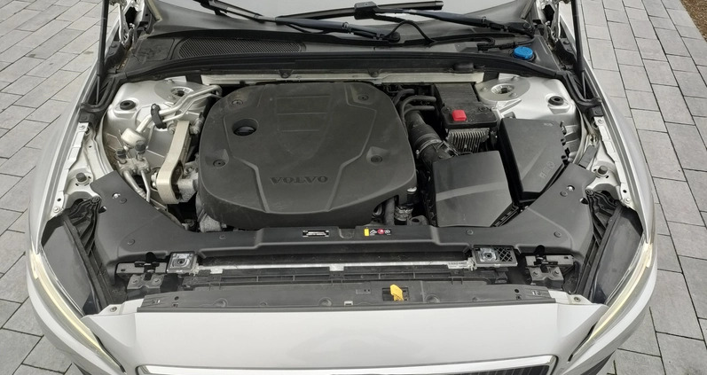 Volvo V60 cena 98277 przebieg: 133000, rok produkcji 2018 z Międzyrzecz małe 742